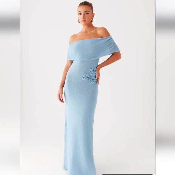 Off The Shoulder Blue Dress - Picture 1 of 3